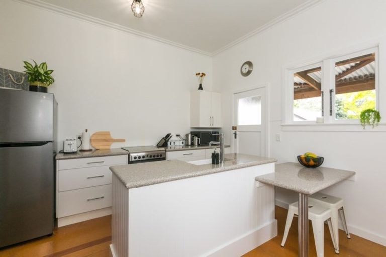 Photo of property in 143 Vigor Brown Street, Napier South, Napier, 4110