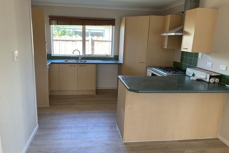 Photo of property in 10 Sambrooke Crescent, Flat Bush, Auckland, 2019