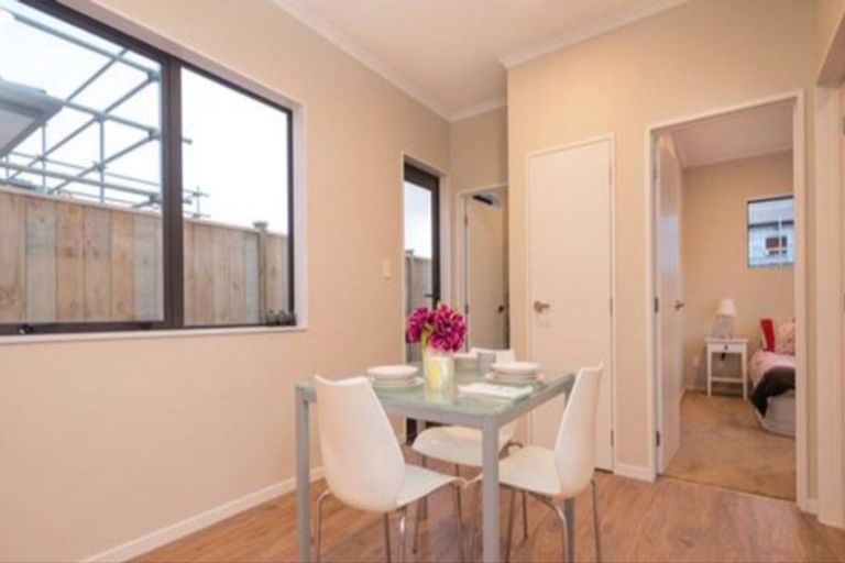 Photo of property in 15 Drumbuoy Drive, Flat Bush, Auckland, 2019