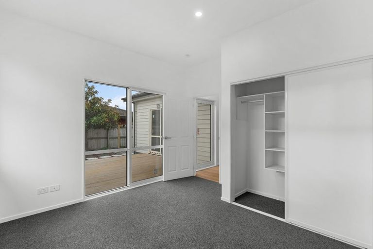 Photo of property in 1/28 Northcote Road, Northcote, Christchurch, 8052