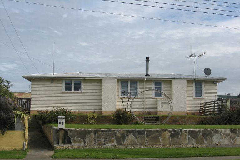 Photo of property in 33 Mosston Road, Castlecliff, Whanganui, 4501