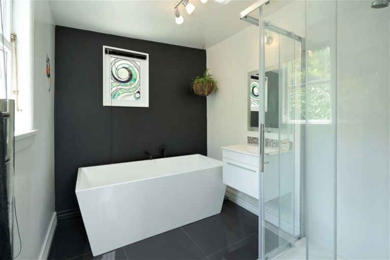 Photo of property in 28 Ward Road, Cheviot, 7310