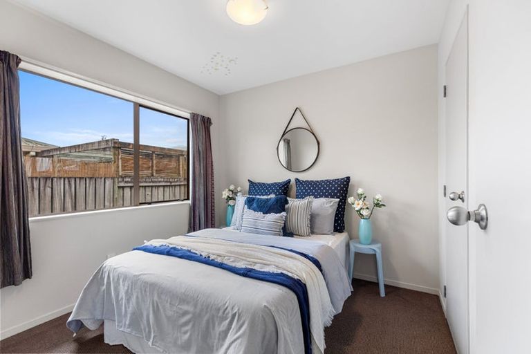 Photo of property in 72 Evans Road, Papamoa Beach, Papamoa, 3118