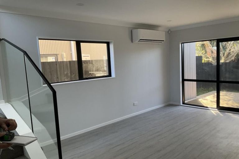 Photo of property in 5/24 Watson Place, Papatoetoe, Auckland, 2025