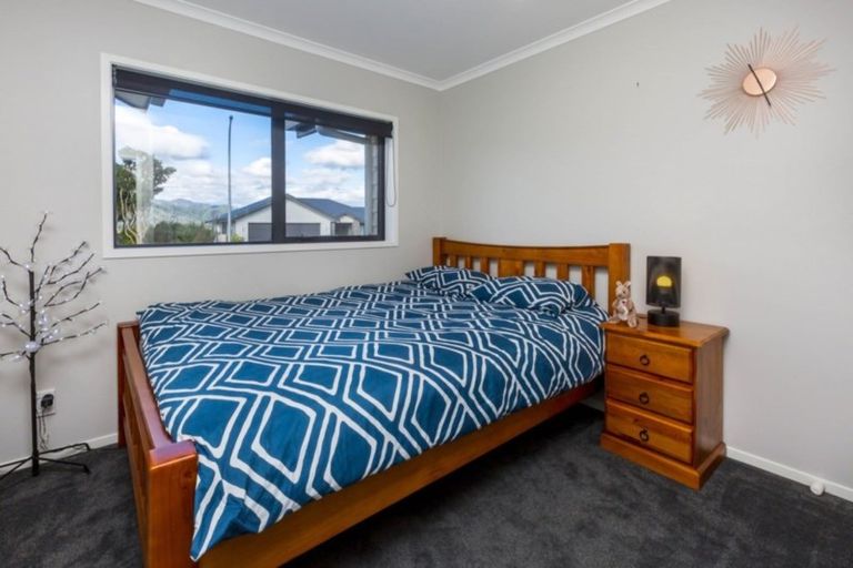 Photo of property in 123 Riverstone Drive, Riverstone Terraces, Upper Hutt, 5018