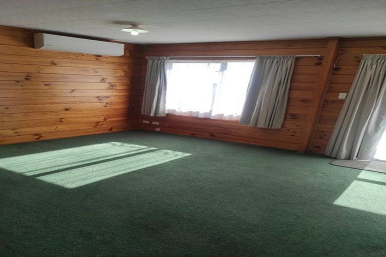 Photo of property in 1/137 Rosier Road, Glen Eden, Auckland, 0602