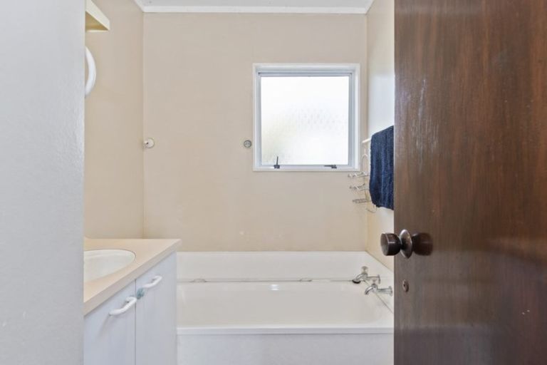 Photo of property in 4b Luke Street, Brookfield, Tauranga, 3110