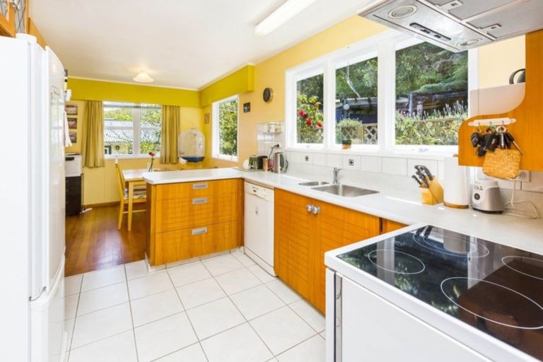 Photo of property in 69 Thomas Street, Stokes Valley, Lower Hutt, 5019