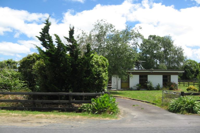 Photo of property in 84 Cosgrave Road, Papakura, 2110