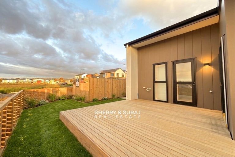 Photo of property in 24 Kiritau Road, Karaka, 2578