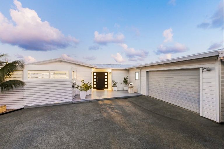 Photo of property in 33 The Ritz, Orewa, 0931