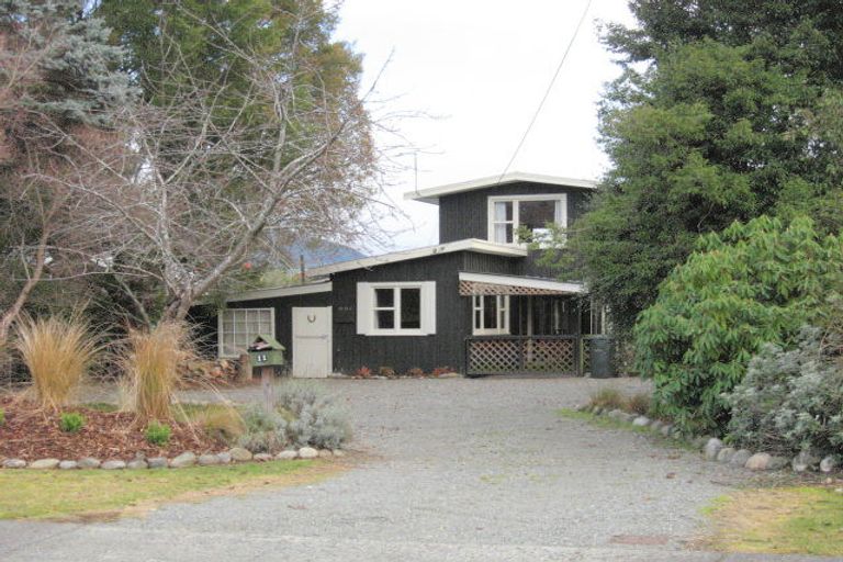 Photo of property in 11 Mckerrow Street, Te Anau, 9600