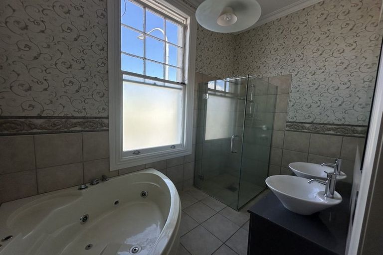 Photo of property in 25b Bank Street, Amberley, 7410