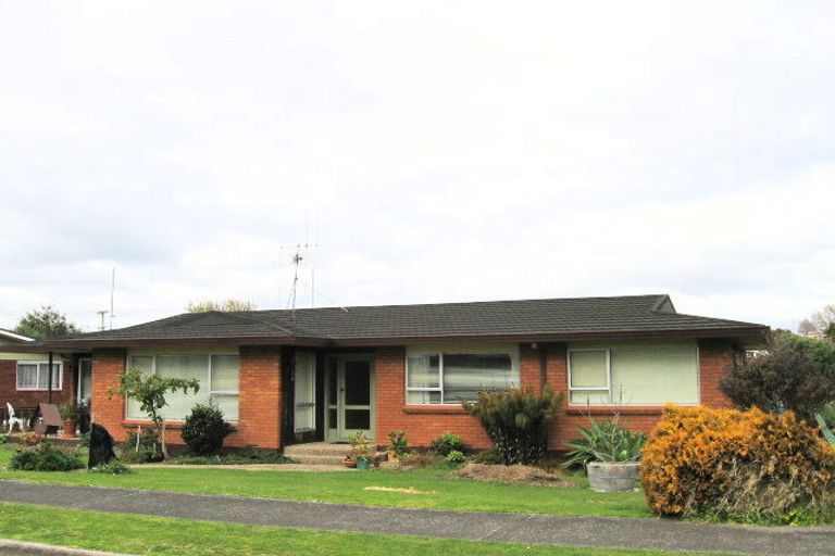 Photo of property in 6 Columba Place, Matua, Tauranga, 3110