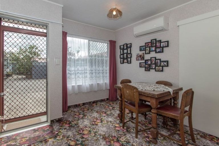 Photo of property in 2/38 Alamein Crescent, Onekawa, Napier, 4110