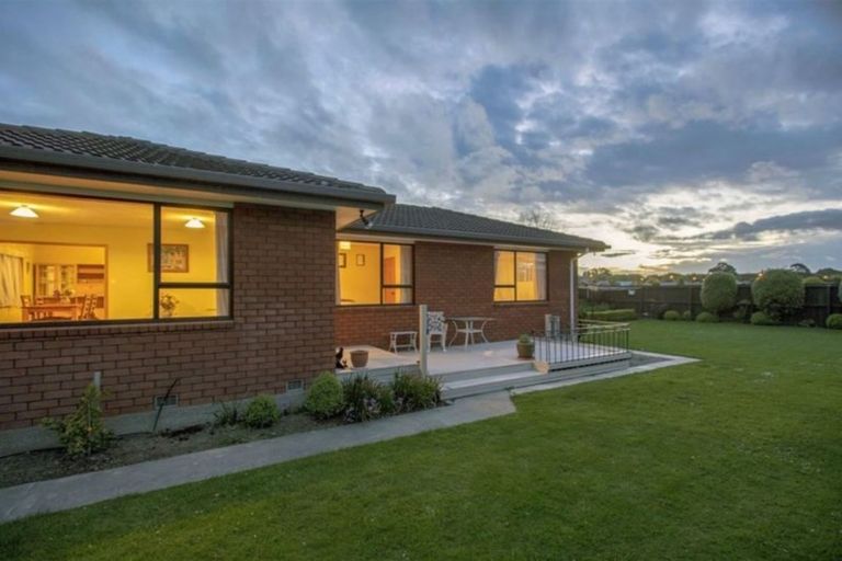 Photo of property in 37 Mansfield Drive, Kaiapoi, 7630
