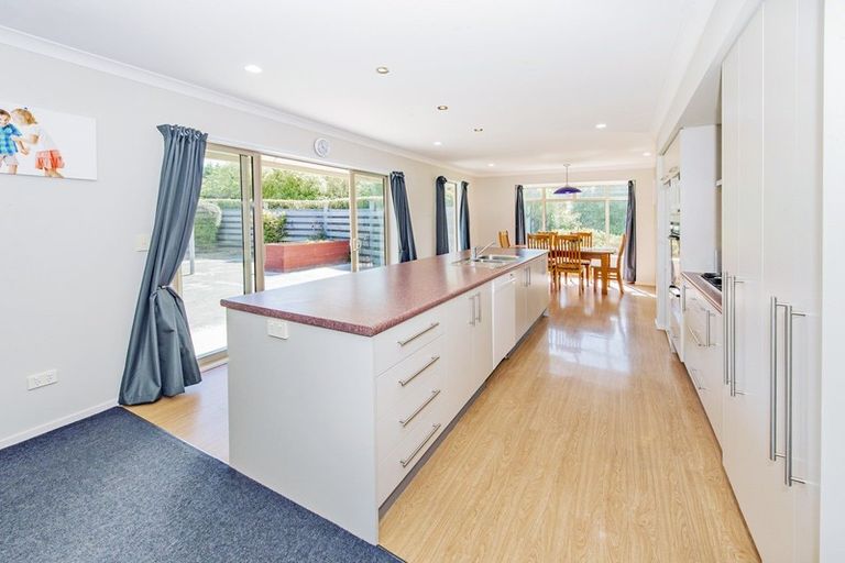 Photo of property in 28 Windsor Drive, Kirwee, Darfield, 7571