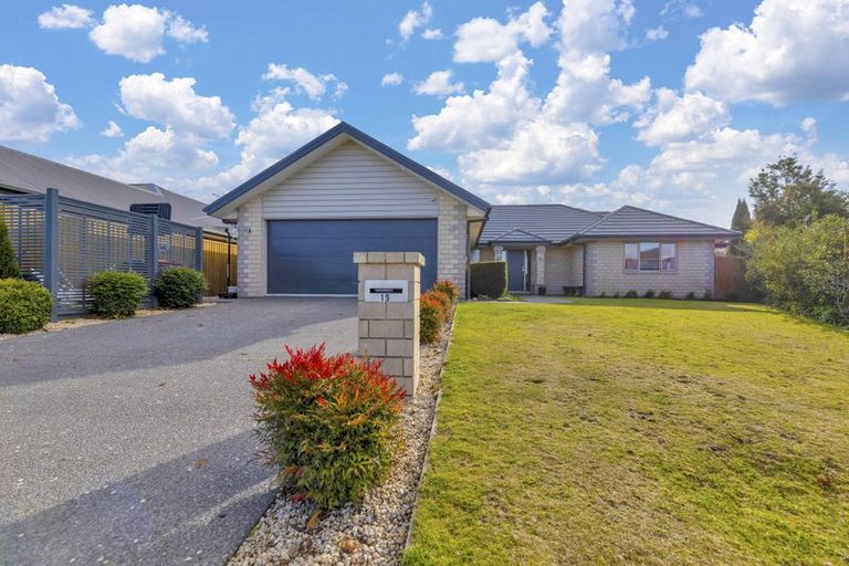 Photo of property in 19 Franklin Drive, Rangiora, 7400