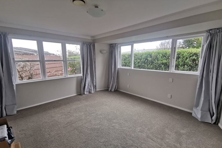 Photo of property in 141 Ennis Avenue, Pakuranga Heights, Auckland, 2010