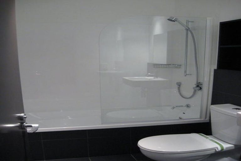 Photo of property in 3h/1 Hanson Street, Mount Cook, Wellington, 6021