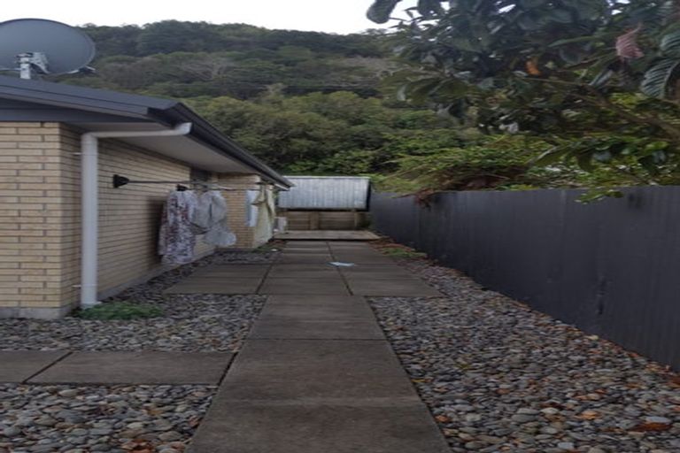 Photo of property in 38 Mcdougall Grove, Haywards, Lower Hutt, 5018