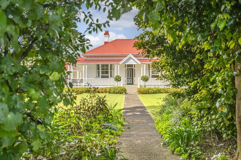 Photo of property in 72 Whangapoua Sh25 Road, Coromandel, 3506