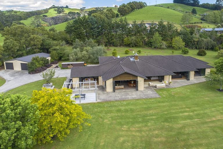 Photo of property in 257 Upper Waiwera Road, Puhoi, Silverdale, 0994