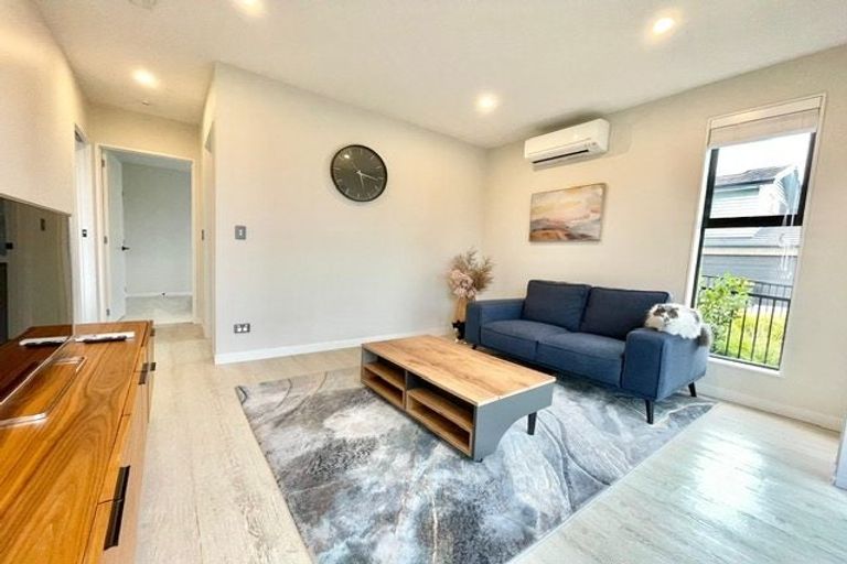 Photo of property in 10 Keel Street, Long Bay, Auckland, 0630