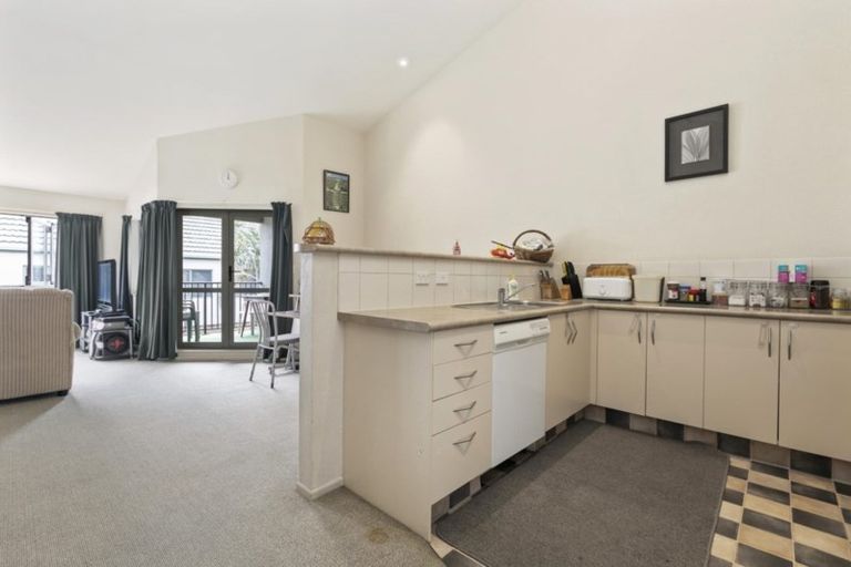 Photo of property in 4/45 Tawa Street, Mount Maunganui, 3116