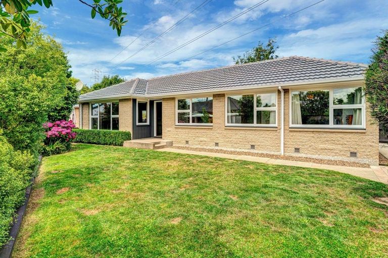 Photo of property in 8 Brenda Place, Halswell, Christchurch, 8025