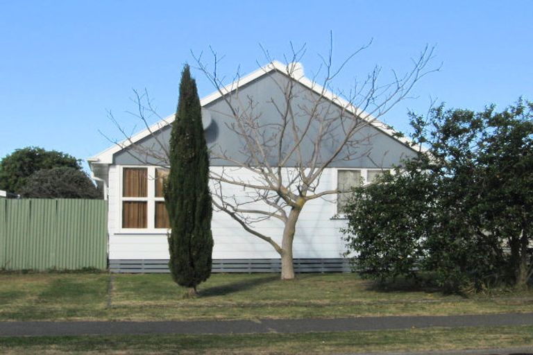 Photo of property in 6 Neal Crescent, Onekawa, Napier, 4110