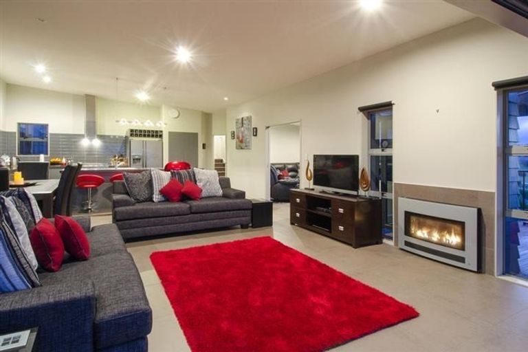 Photo of property in 12 Glenorchy Place, Pyes Pa, Tauranga, 3112