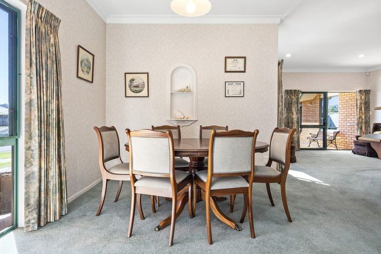 Photo of property in 1 Damio Place, Cambridge, 3434