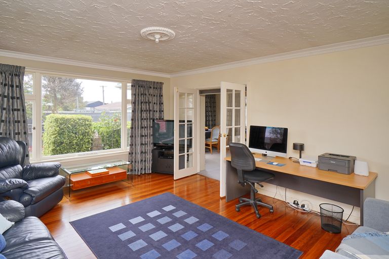 Photo of property in 130 Mooray Avenue, Bishopdale, Christchurch, 8053