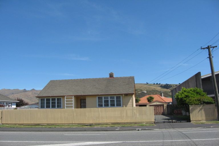 Photo of property in 53 Garlands Road, Woolston, Christchurch, 8023