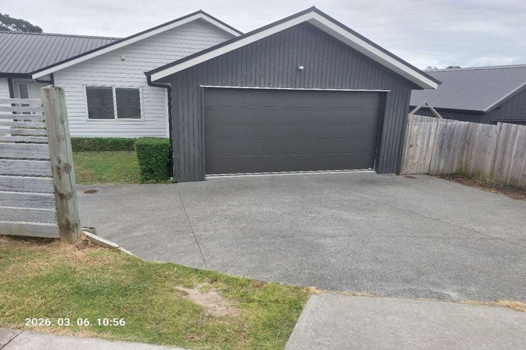 Photo of property in 37 Pukemarino Road, Waimauku, 0812