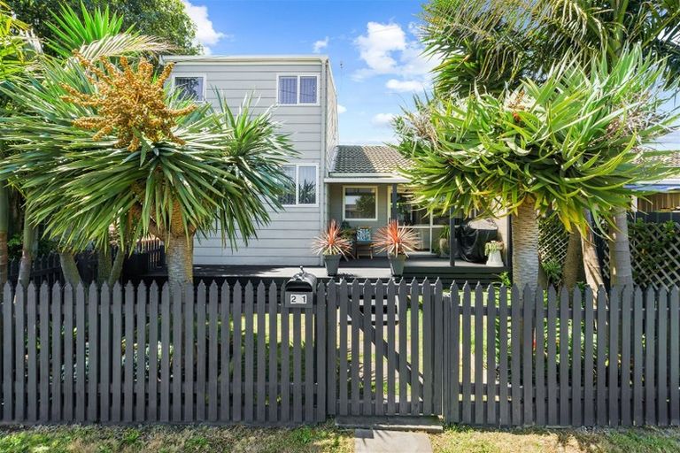 Photo of property in 2/1 Morris Avenue, Papatoetoe, Auckland, 2025