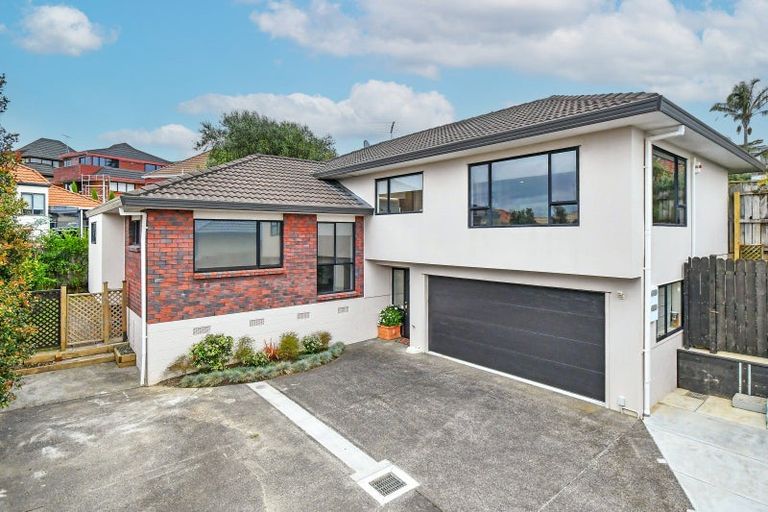 Photo of property in 1/14 Kells Place, Botany Downs, Auckland, 2010