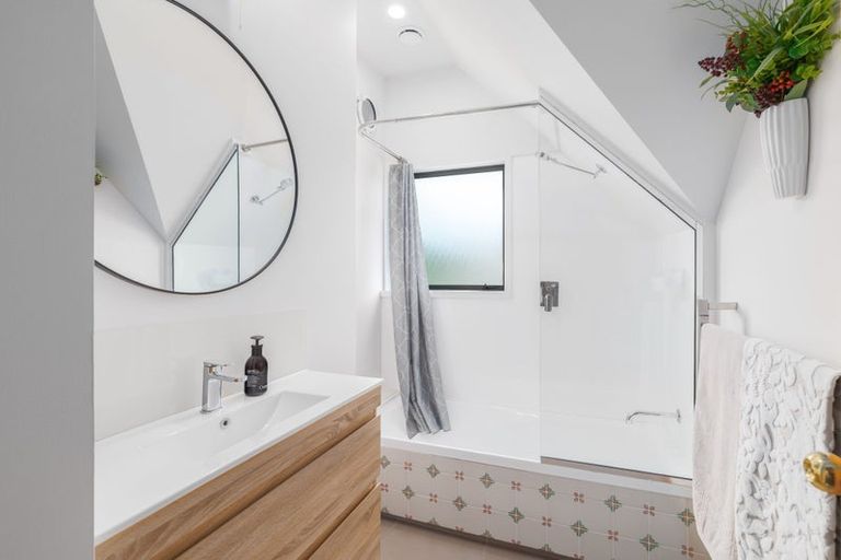 Photo of property in 1a/47 Ashgrove Terrace, Somerfield, Christchurch, 8024