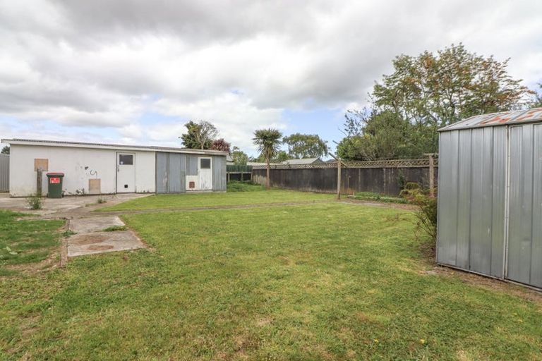 Photo of property in 15 Winchester Street, Levin, 5510