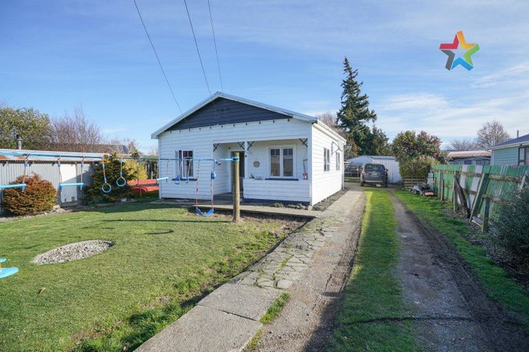 Photo of property in 63 Elles Road, Otautau, 9610