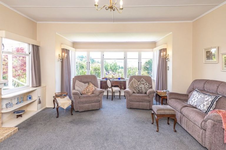 Photo of property in 17 Tulloch Street, Saint Johns Hill, Whanganui, 4500
