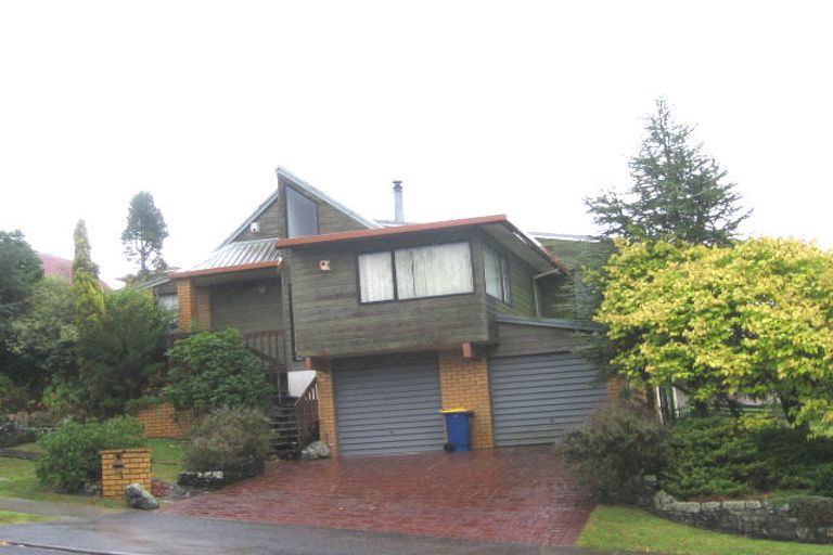 Photo of property in 15 Harper Street, Chatswood, Auckland, 0626