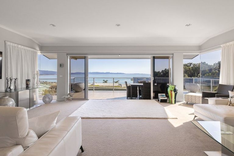 Photo of property in 30 Bay Vista Drive, Pohara, Takaka, 7183