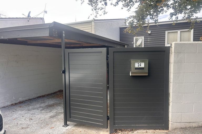 Photo of property in 24 Gwilliam Place, Freemans Bay, Auckland, 1011