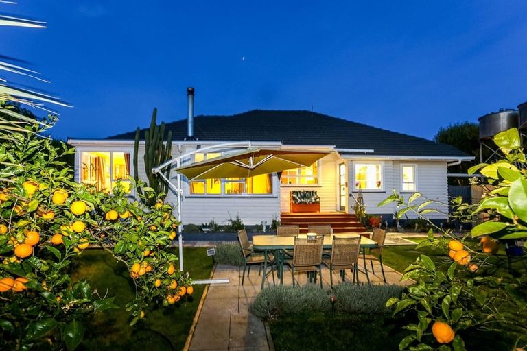 Photo of property in 7091 South Road, Warea, New Plymouth, 4381