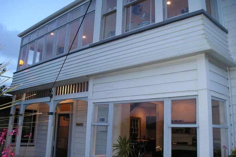 Photo of property in 89 Webb Street, Mount Cook, Wellington, 6011