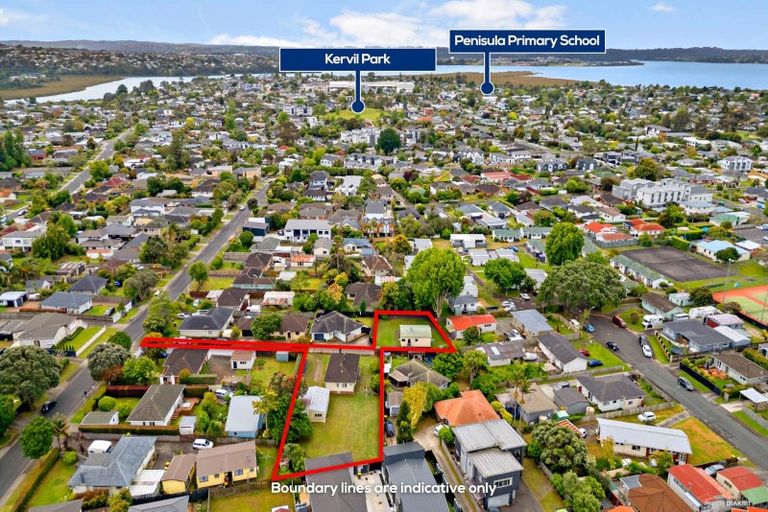 Photo of property in 11a Kervil Avenue, Te Atatu Peninsula, Auckland, 0610