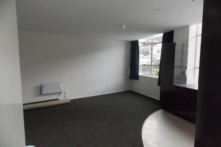 Photo of property in Hume House, 10/152 The Terrace, Wellington Central, Wellington, 6011