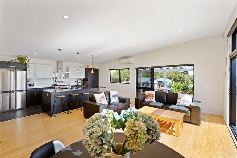 Photo of property in 3 The Bullock Track, Mahurangi West, Warkworth, 0983